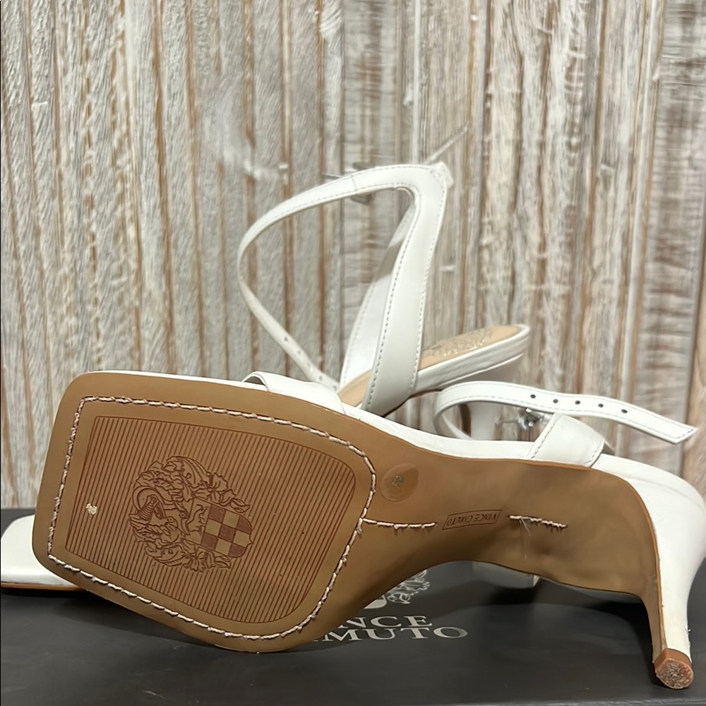 Vince Camuto White Heels - Picture 8 of 9